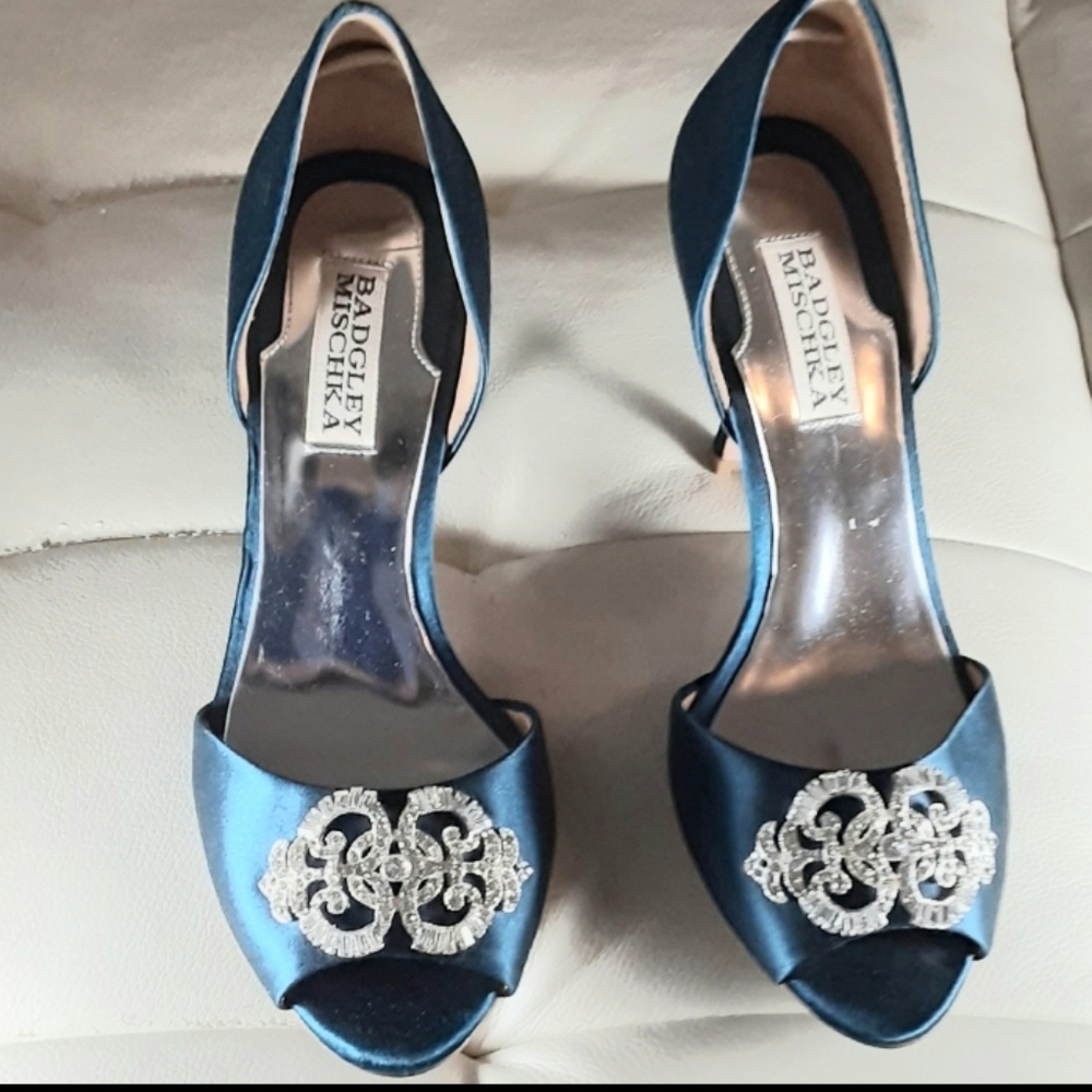 Badgley Mischka Peep Toe Heels - Picture 5 of 5